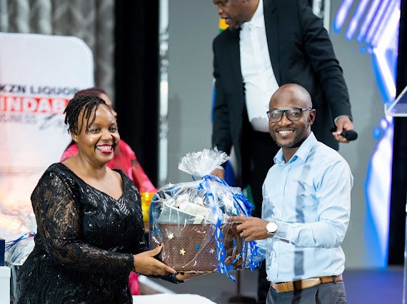 KZNERA's tweet photo. Some came for the gala dinner… some left with prizes they didn’t budget for 😅🏆✨

Congratulations to all our lucky draw winners at the KZN Liquor Indaba Gala Dinner — proof that sometimes showing up is the winning move 🍾🎉 #KZNLiquorIndaba 
#LuckyDraw
 #GalaDinner https://t.co/G9waxidyzL
