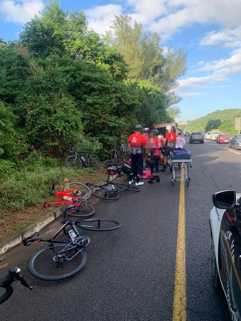 Abramjee's tweet photo. Three cyclists were seriously injured in a hit-and-run crash on the M4 between Umhlanga and Umdloti on Saturday morning, Durban.

KZN VIP Emergency Medical Services responded after passersby alerted authorities to the incident. 

Multiple ambulances and emergency teams were dispatched due to the severity of the crash.

Paramedics treated and stabilised the injured cyclists at the scene before transporting them to hospital for further medical care. 

No fatalities were reported.

It is believed a light motor vehicle struck the cyclists before fleeing the scene. Traffic on the M4 was affected while emergency crews attended to the incident and cleared the roadway.

Via KZN VIP