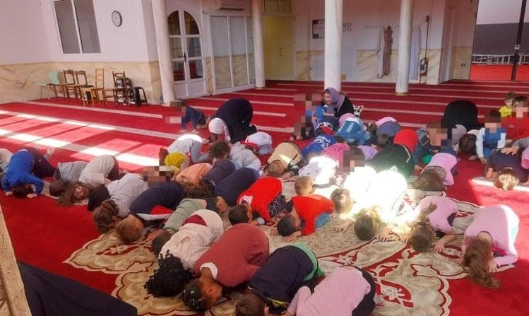 Italian children from a Christian preschool in Treviso were forced to visit a mosque and bow to Allah. Absurd, unthinkable, and horrific. The teachers who accompanied them must be fired now.