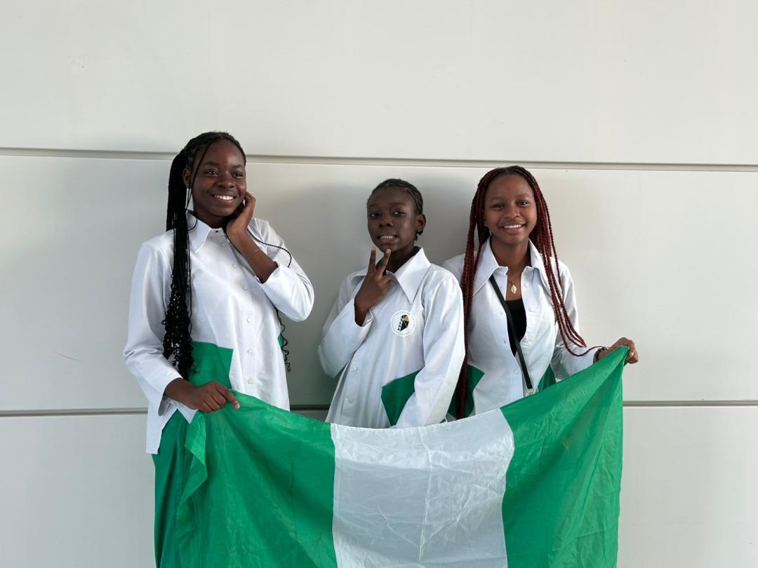 SpecialMaths's tweet photo. A few years ago, many girls believed mathematics was too difficult or meant for boys.
Today, our girls are proving otherwise on the national stage.

In the just-concluded Nigerian Mathematics Olympiad, organised by the National Mathematical Centre, Oghenetejiri Esemitodje emerged https://t.co/9TDjsRlIcW