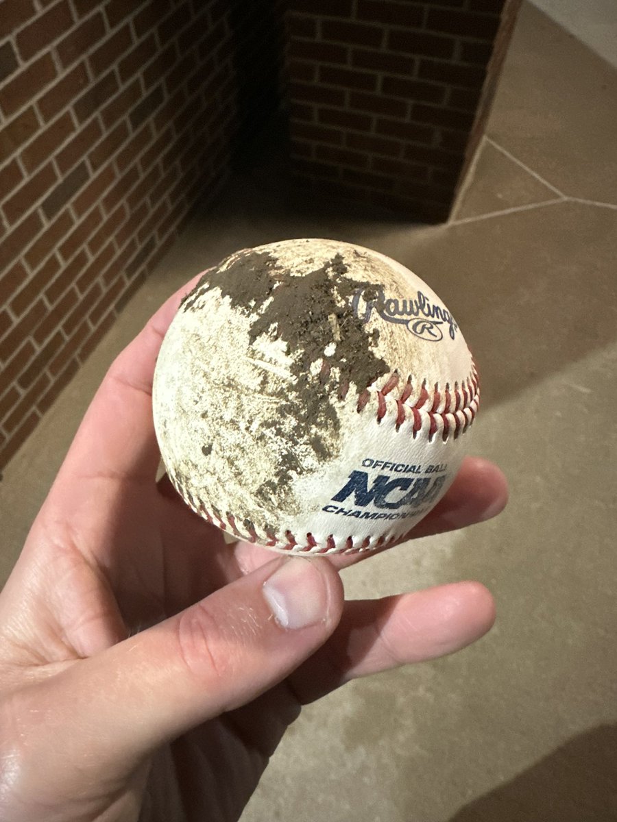MurrayHarrisVU's tweet photo. I found Holcomb’s HOMERUN ball past the RF fence at the foot of the indoor football facility. I didn’t see any other baseballs in the area. I thought it was gone from my seat & our bullpen said it cleared the fence too. This is also evidenced by the mud I found on the ball ⚓️⬇️ https://t.co/9SUhpAOyFL