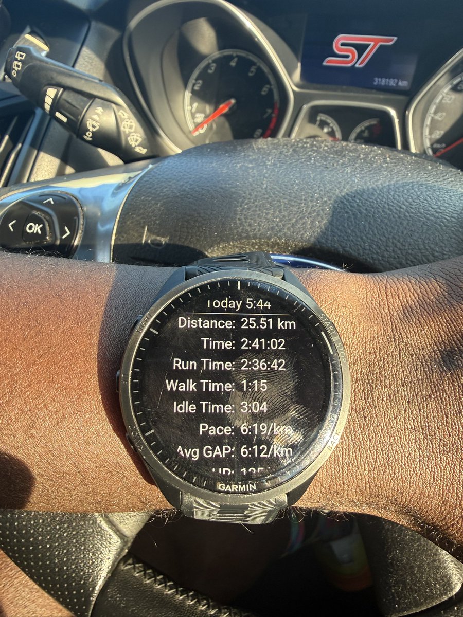 R3ndan's tweet photo. Saturdays are for long runs #RunningWithTumiSole #FetchYourBody2026 #Reakitima https://t.co/iwQhRHvzi4