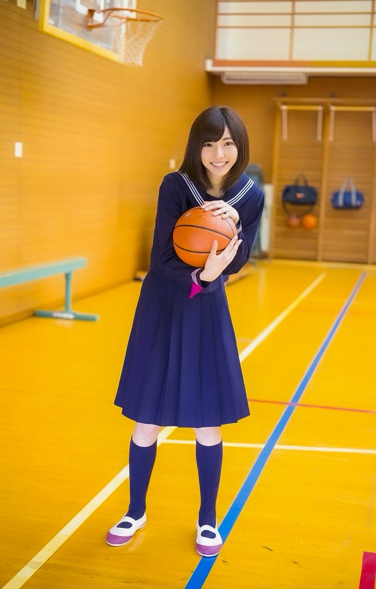 kira_kira0nly1's tweet photo. 「バスケットはお好きですか？」
これはほぼ 晴子さん  #スラムダンク 🏀 https://t.co/fPVJ4epC8d
