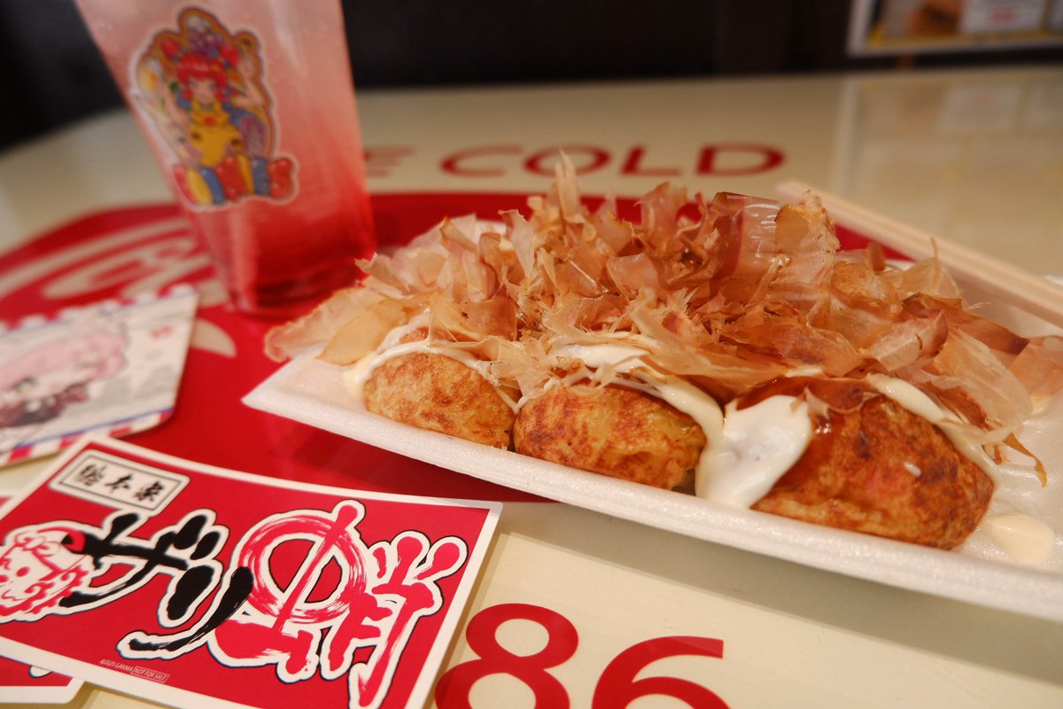 ザリ蛸！たこ焼きふわとろでおいしかったー！！特典はザリ蛸ステッカー