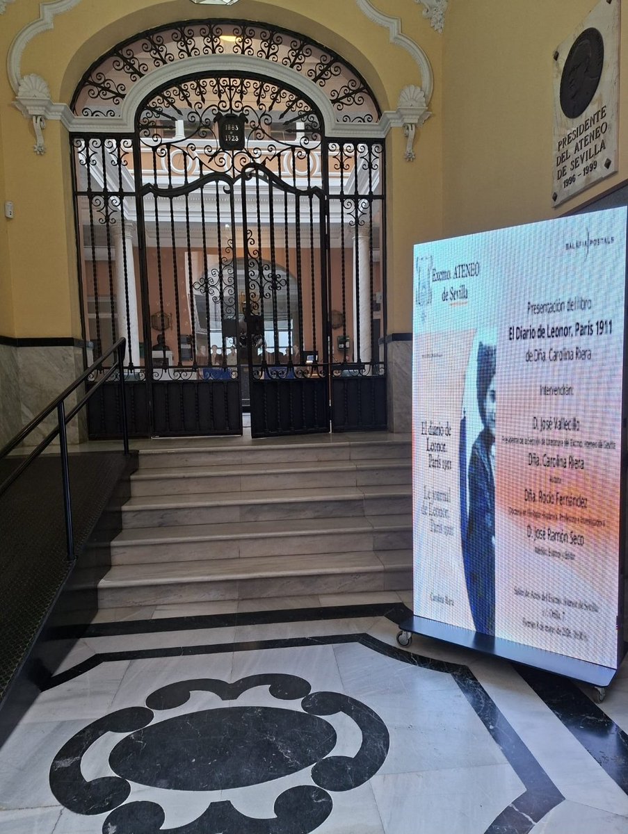 JoseRSeco's tweet photo. Un honor para mí haber participado ayer en la mesa de presentación de la excelente obra "Diario de Leonor. París 1911", de Carolina Riera, en el Excmo. Ateneo de Sevilla, junto a la autora, Rocío Fernández Berrocal y José Vallecillo. https://t.co/BG4fJlN2iQ