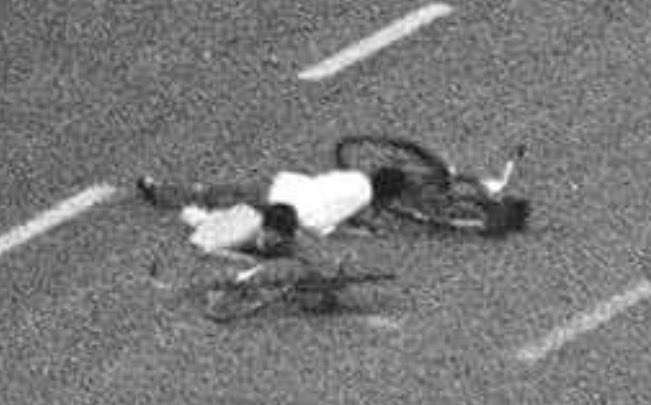 lol86778's tweet photo. @Detect_Illness @SankarasLawyer How tf can u die with this kind of position https://t.co/PpXIO7RhLX