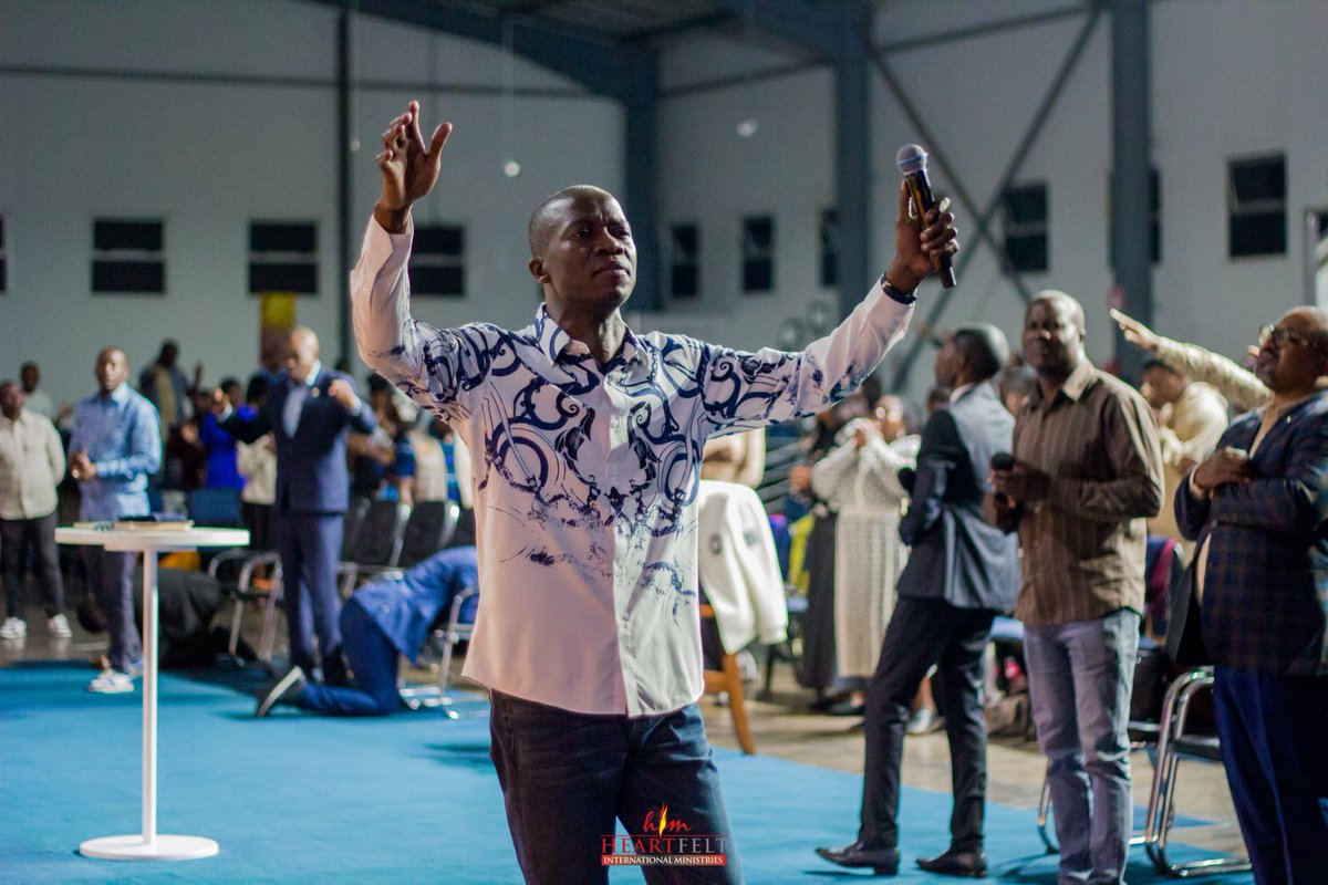 T_Vutabwashe's tweet photo. Explosion 10- What a night of Power!
Our God is faithful. We thank Him for the lives being delivered, chains being broken, and altars being overturned by His mighty power.
What a visitation of grace and freedom.
To God be all the glory.
#FridayExplosion #HIM #Jesus #Deliverance