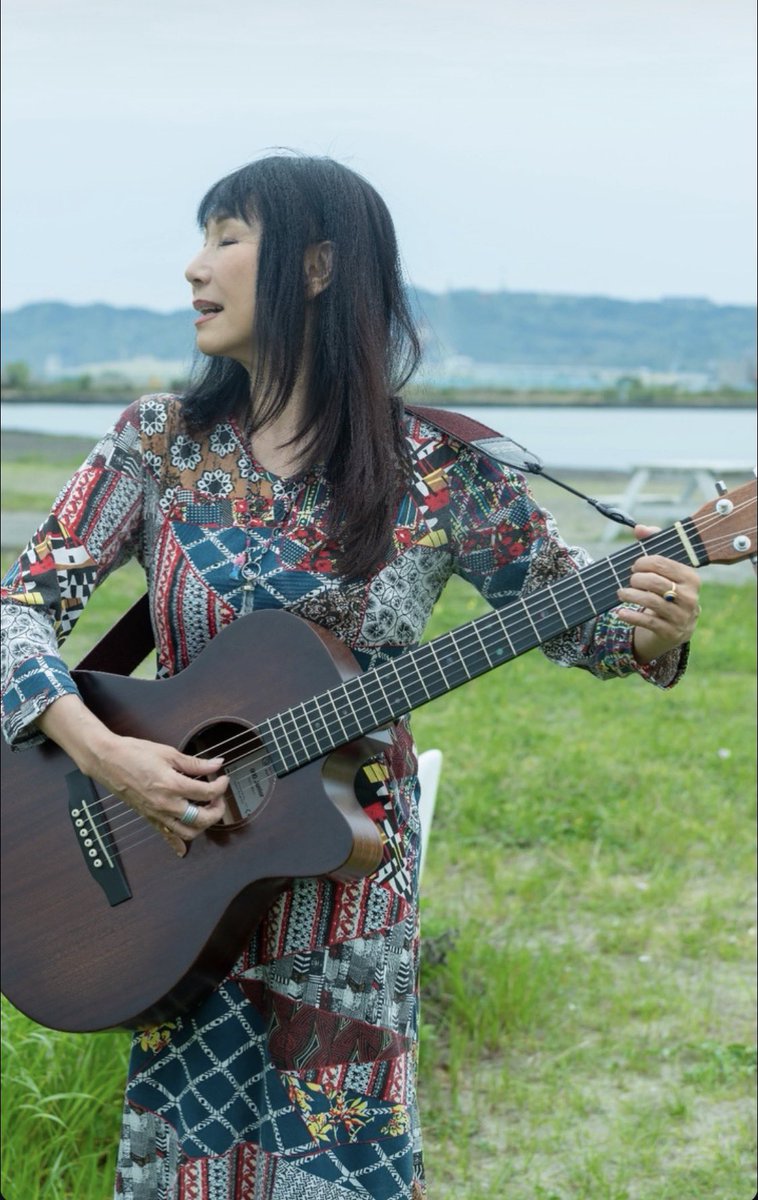 BUZZmerumo's tweet photo. 本日、5月9日(土)は モトスタでライブです！！
ご予約のお客様、よろしくお願い致します❣️
今夜 まだスケジュールが空いてる お近くのお客様、静岡市清水の "Isakaya Moto Studio" に是非〜🙏🙏
RYOJIROCKさん、カノメヒロユキさん、モトさん&マユちゃんと 心よりお待ちしています(*^^*)

#lotustomo
#カノメヒロユキ
#ryojirock 
#izakayamotostudio