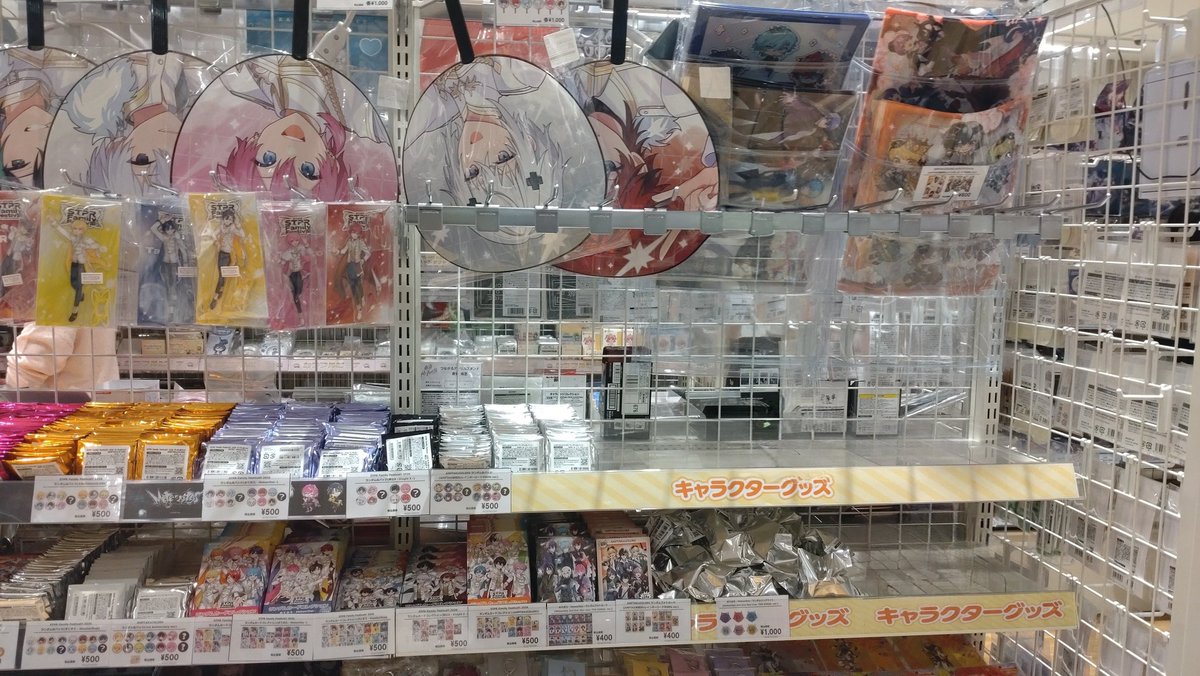 もちもち tweet media