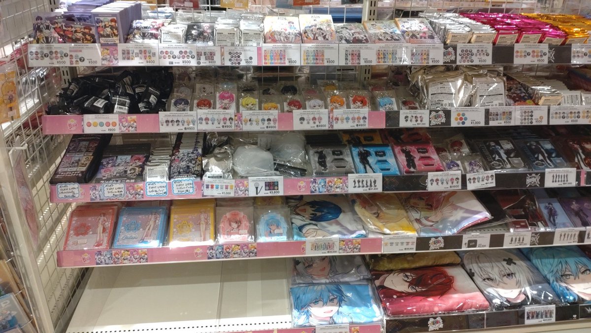 もちもち tweet media