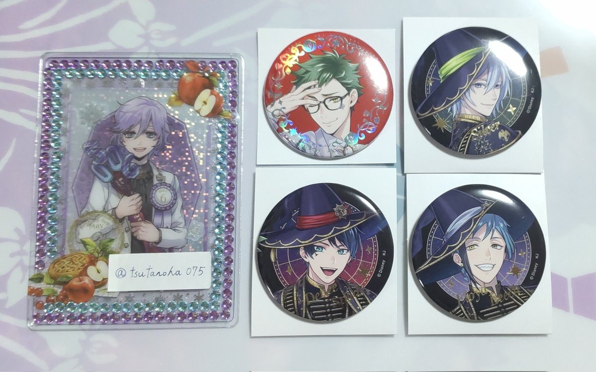 交換】ツイステ/プラチナ/ブルーム 譲) オーロラ箔缶バッジ…トレイ