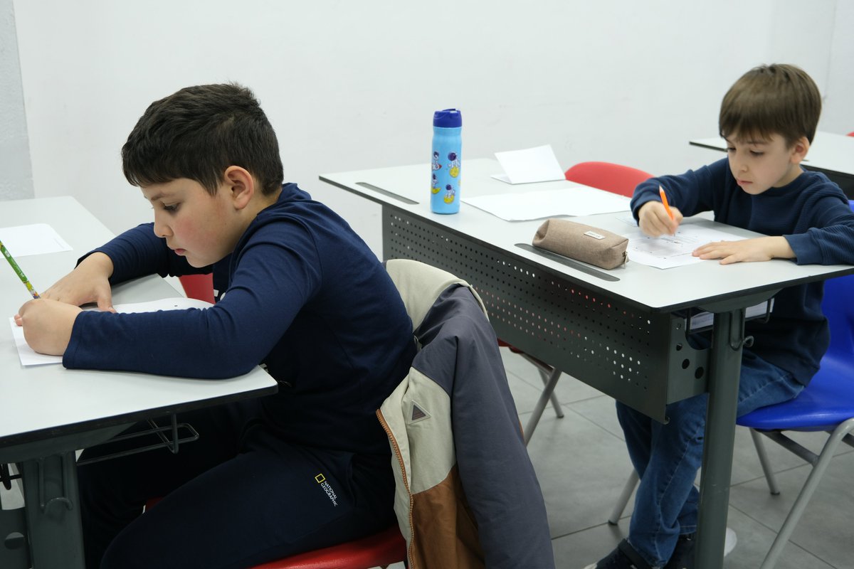 sinavkolejierzc's tweet photo. ULUSLARARASI KANGURU MATEMATİK OLİMPİYATLARI FİNAL AŞAMASI OKULUMUZDA UYGULANMIŞ BULUNMAKTADIR. BİR SONRAKİ YARIŞMADA GÖRÜŞMEK ÜZERE, SINAVLA KALIN . #sınavlıisesebebivar #erzincansınavkolejii #erzincan #kangurumatematik
@MathKanguru 
@fatihmehmetdikbudak @sayimedyataniti https://t.co/nZ54SE7W4m