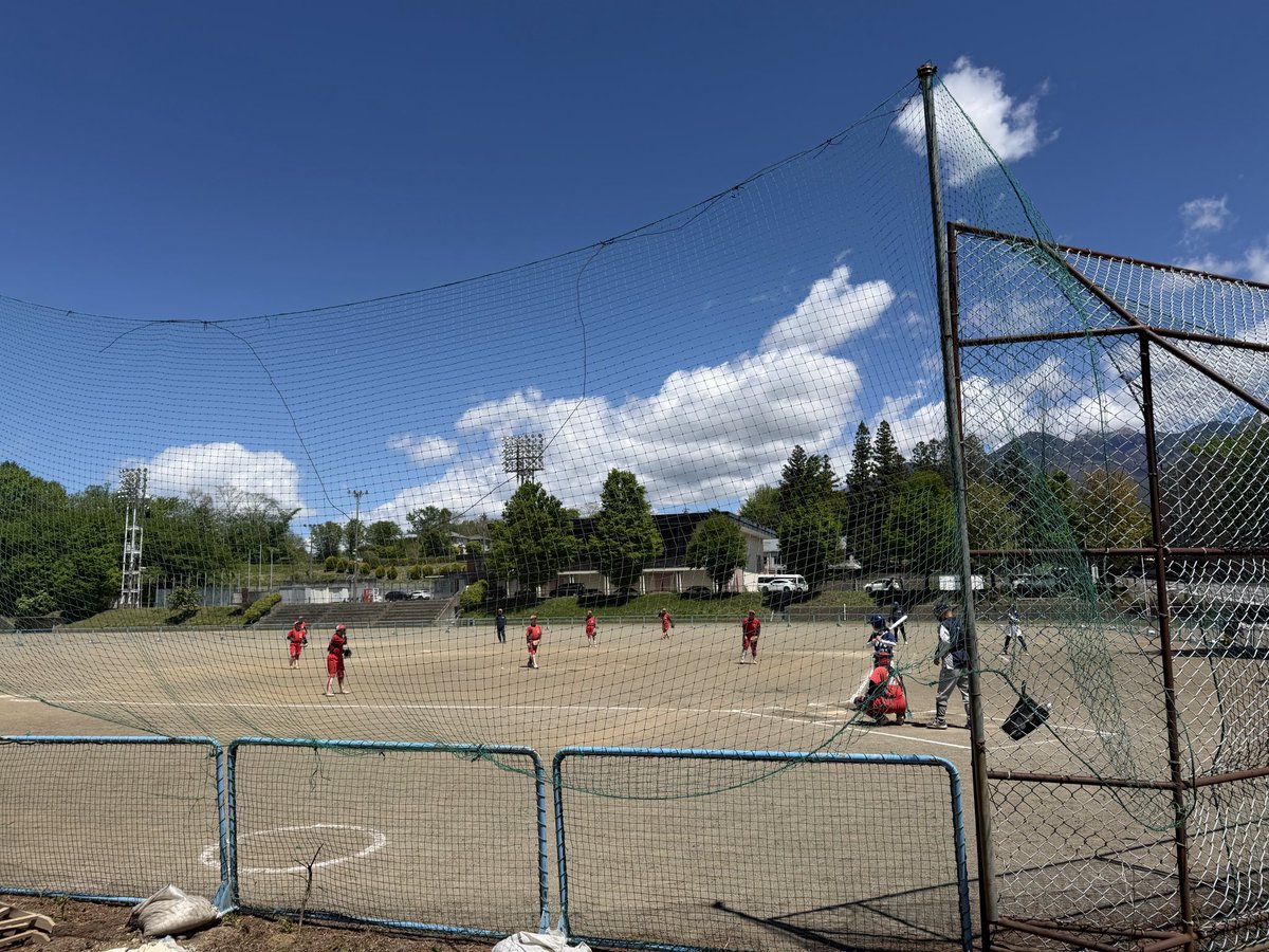 teikyo_softball's tweet photo. 本日は桐陽高校さんをお招きしての練習試合でした🥎関東予選前の最後の試合でしたが、、すべては準備の遅れから☔️悪いパターンがすべて出た1日でした😓だからこそあと数日でどのような準備ができるかかどうか👊全員でやるしかない‼️
桐陽高校さんもインターハイ予選の健闘をお祈りしています😊 https://t.co/5YJ6m5v58q