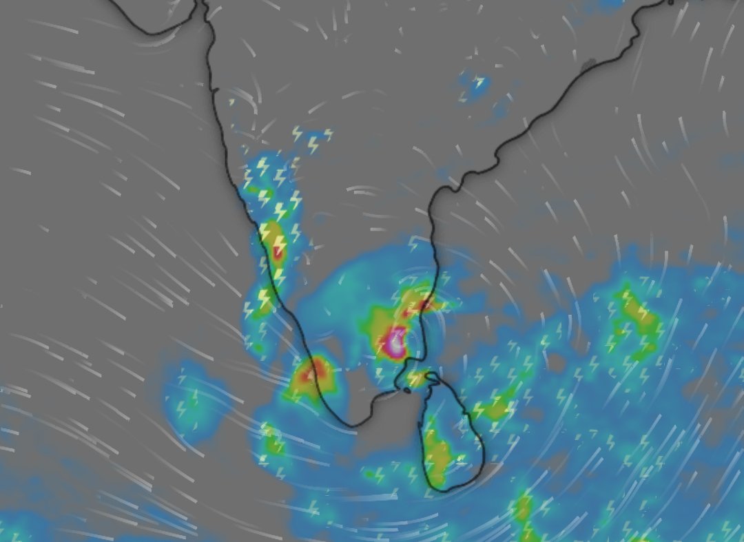 #MumbaiRains &amp; Buzz around LPA/Cyclone in May 2026. Here's the current picture:

🌀 LPA is likely to develop over the Bay of Bengal around 10-11 May. Current indications show it may track W/NW ↖️ while remaining parallel to the Arabian Sea coast later on.  

⛈️ Kerala &amp; Karnataka