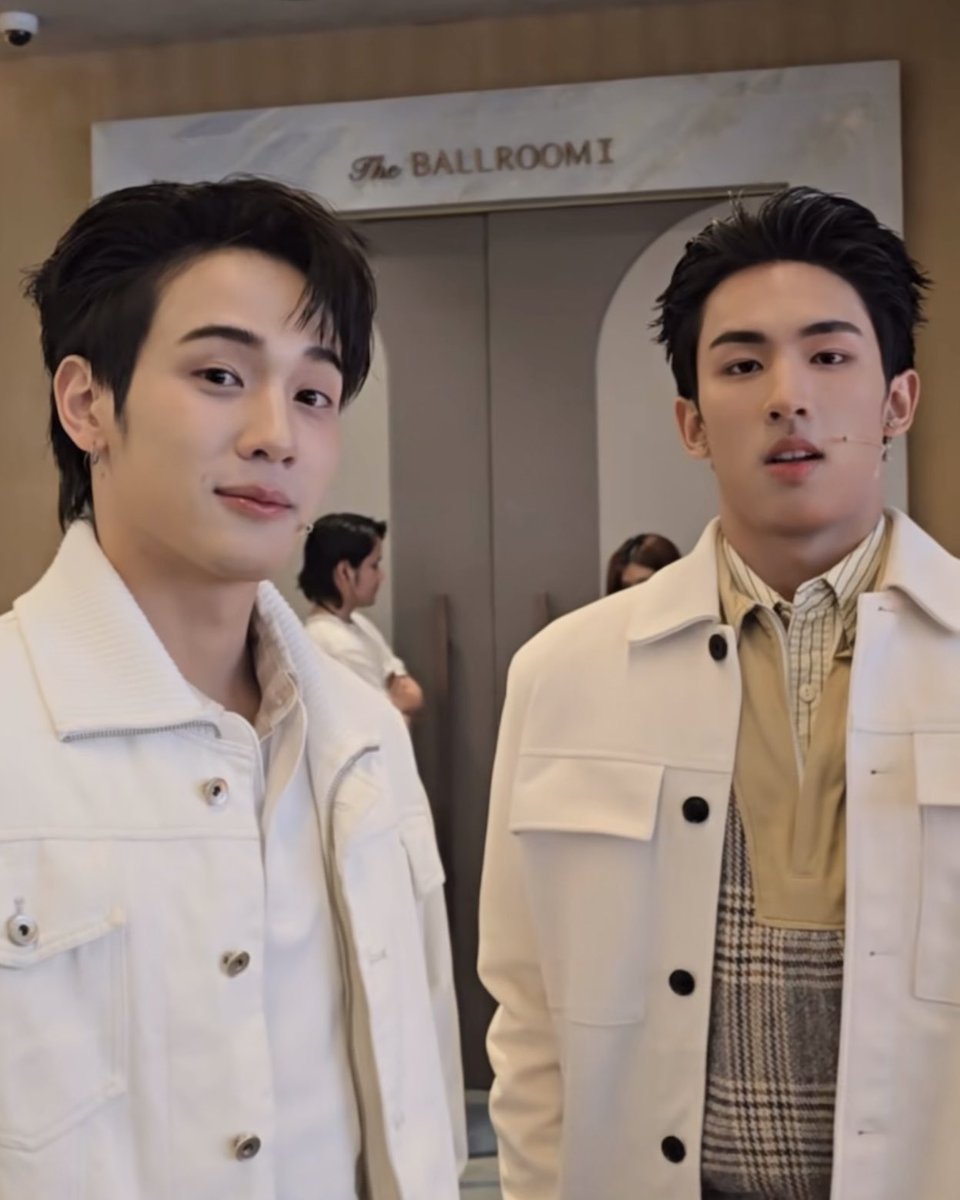 naneng_jaa's tweet photo. ได้เห็นหน้าสุดหล่อแย้ววว😘
#KerastaseThailand #GlossAbsoluTH
#SurfJavaxKerastase
#Surfjava #swensurf #javabh https://t.co/SIcGcFTdoq
