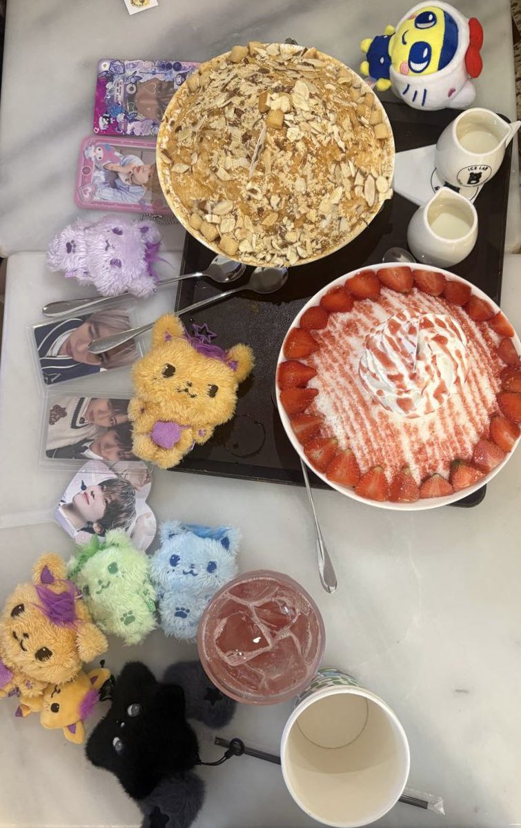 tknyvshi's tweet photo. 🌷💜

#OHSIONHSHC
#HAPPYSIONDAY https://t.co/KBcdpCTuQ4