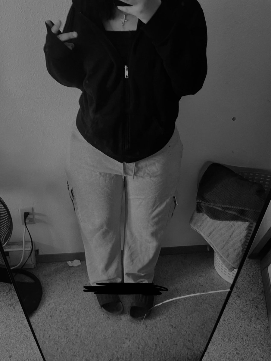 cupckep67's tweet photo. oh yea my fit 🔥🔥🔥🔥 https://t.co/MgLXQ7RT9w