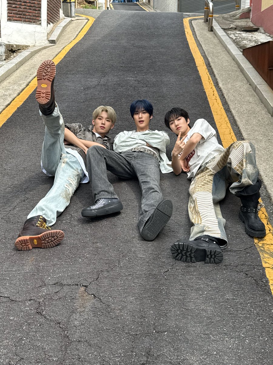 GxMi__'s tweet photo. 지치고 병든 나 https://t.co/1XDQJn77eh