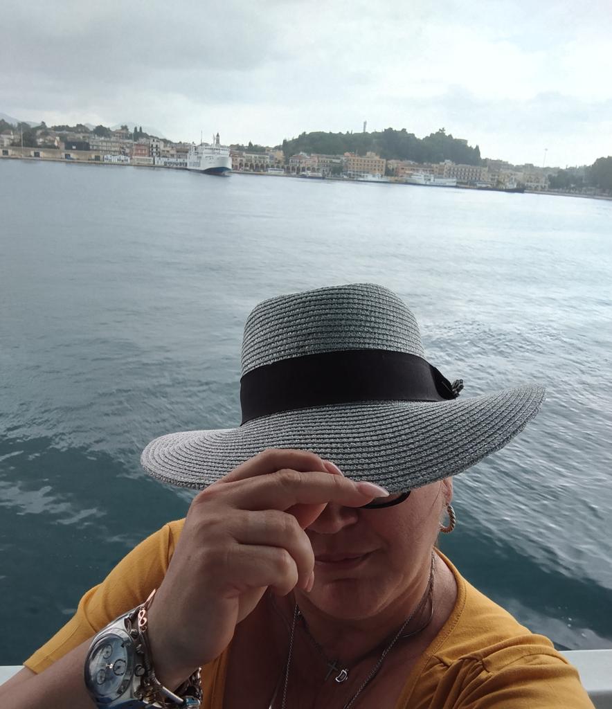 Καραγιαννίδου Δήμητρα tweet media