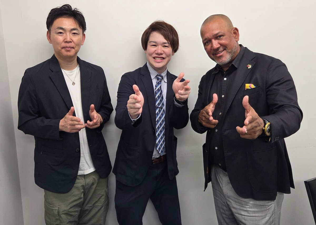 Pokerusu_TV's tweet photo. 本日はラミレスさんとのトークショーでした！
DeNA時代から通訳を担当されている丸山剛史さんが細かいニュアンスも伝えてくださり､笑顔の多いトークとなりました☺️
そして皆様とたくさん「ゲッツ！」できて僕も楽しかったです👈👈

お越しくださった皆様､ありがとうございました✨
@Ramichan3 https://t.co/zNrPiS97DV