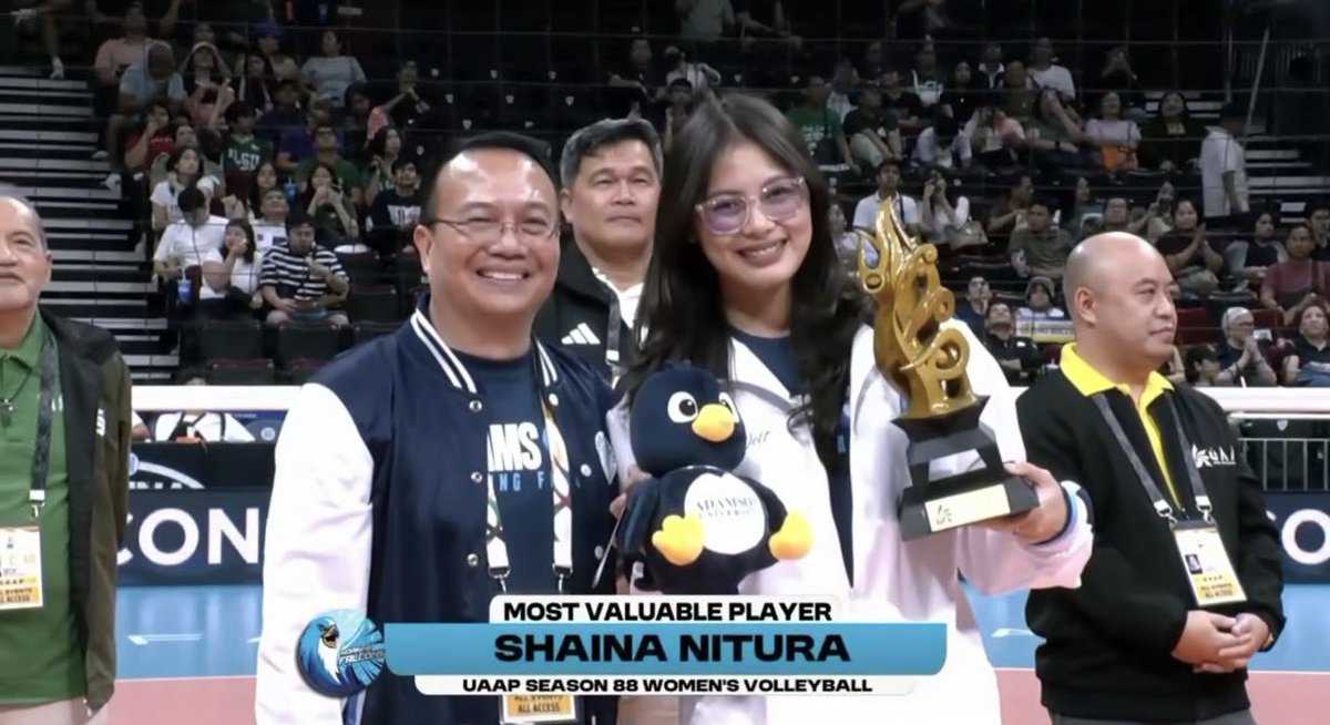 Volleystats1611's tweet photo. #UAAPSeason88
Women’s Volleyball

Conference Most Valuable Player
🐦Shaina Nitura https://t.co/sw4o3TVUzM