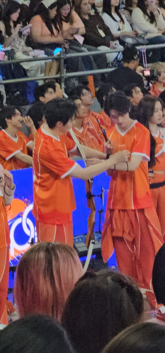 🌸 Newworldz 🌸 ลูกเป็นพระเอกMV #ไม่มีที่ยืน tweet media