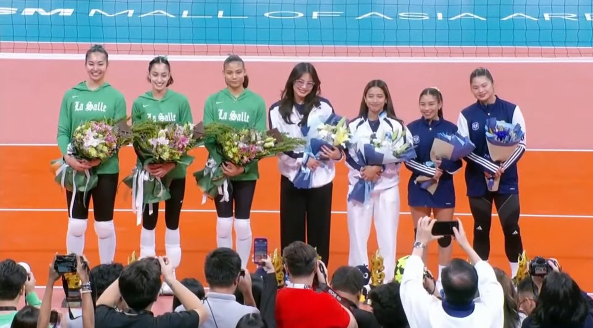 volleytiger's tweet photo. #UAAPSeason88 Women’s VB Individual Awardees:

Best OHs
- Shaina Nitura 🐦
- Angel Canino 🏹

Best MBs
- Amie Provido 🏹
- Niña Ytang ✊🏼

Best Opp
- Shevana Laput 🏹

Best Setter
- Fhei Sagaysay 🐦

Best Libero
- Shaira Jardio 🐶

ROY
- Sam Cantada 🐶

MVP
- Shaina Nitura 🐦 https://t.co/450UItZnJZ