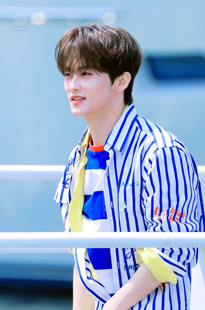 롱🦒 tweet media