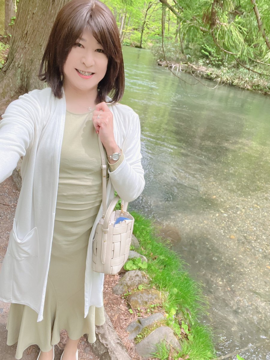 yui_ha_jyoso's tweet photo. お城ばかりじゃちょっとね😅

奥入瀬渓流の散策
清々しくて気持ちいいです💕💕 https://t.co/sue79LC7DN