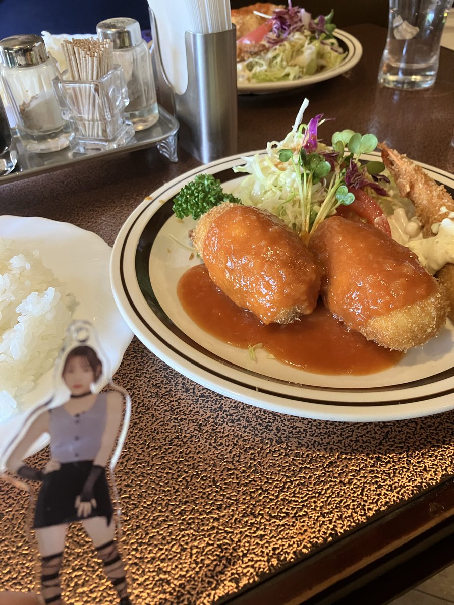 minoki78's tweet photo. 今日はjuice=juiceのライブ😊

マジ凄くて盛り上がった〜
セトリも最高だし迫力あるライブで
あっという間に終わった。
オタ友とランチ行ってFANJ

里愛ちゃん可愛いかった😍

#juice=juice https://t.co/fZ3FPBA7Vi