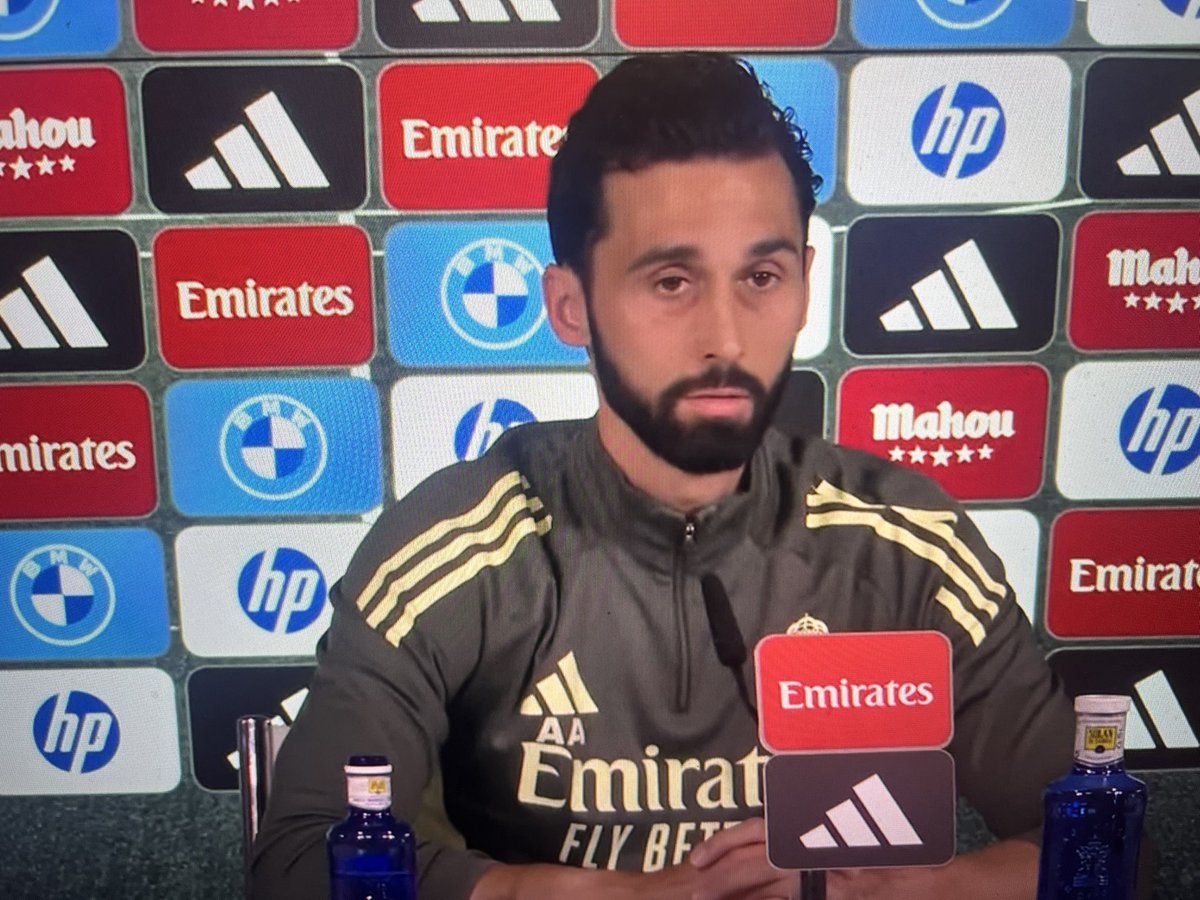 Se dan de ostias y sale el nombre de Juanito y el orgullo de ser madridista…

Menudo eres Arbeloa🤣

Sois un meme a niveles MUY ALTOS

#RealMadrid