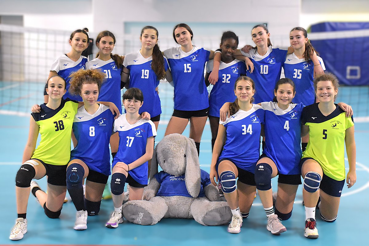 volleyteam031's tweet photo. 🟥 ℂ𝕆ℙℙ𝔸 ℙ𝕀𝔸ℂ𝔼ℕℤ𝔸 𝕌ℕ𝔻𝔼ℝ 𝟙𝟜 🟦

💥 MATCH Day 
🏐 Coppa Piacenza Under 14
🚌 giornata 2
🗓️ 9 maggio 2026
🕠 ore 15.30
🏟️ PalaCaorso
📍 Caorso, Via Fermi
🆚 Amicizia Sport Caorso

💥 FORZA RAGAZZE 📢💙🥁❤📢🥁❤📢🥁💙

#volleyteam03piacenza ❤💙 #coppapiacenza https://t.co/Ge3WVErljn