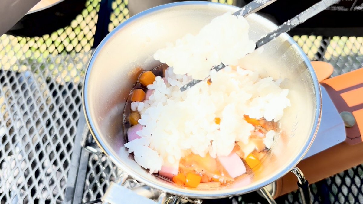 nyanko54's tweet photo. 島根県のご当地飯、うずめ飯。知ってます？
お茶漬けのような珍しい島根名産。
さらさらっといただきます！ https://t.co/8grydn7nIq