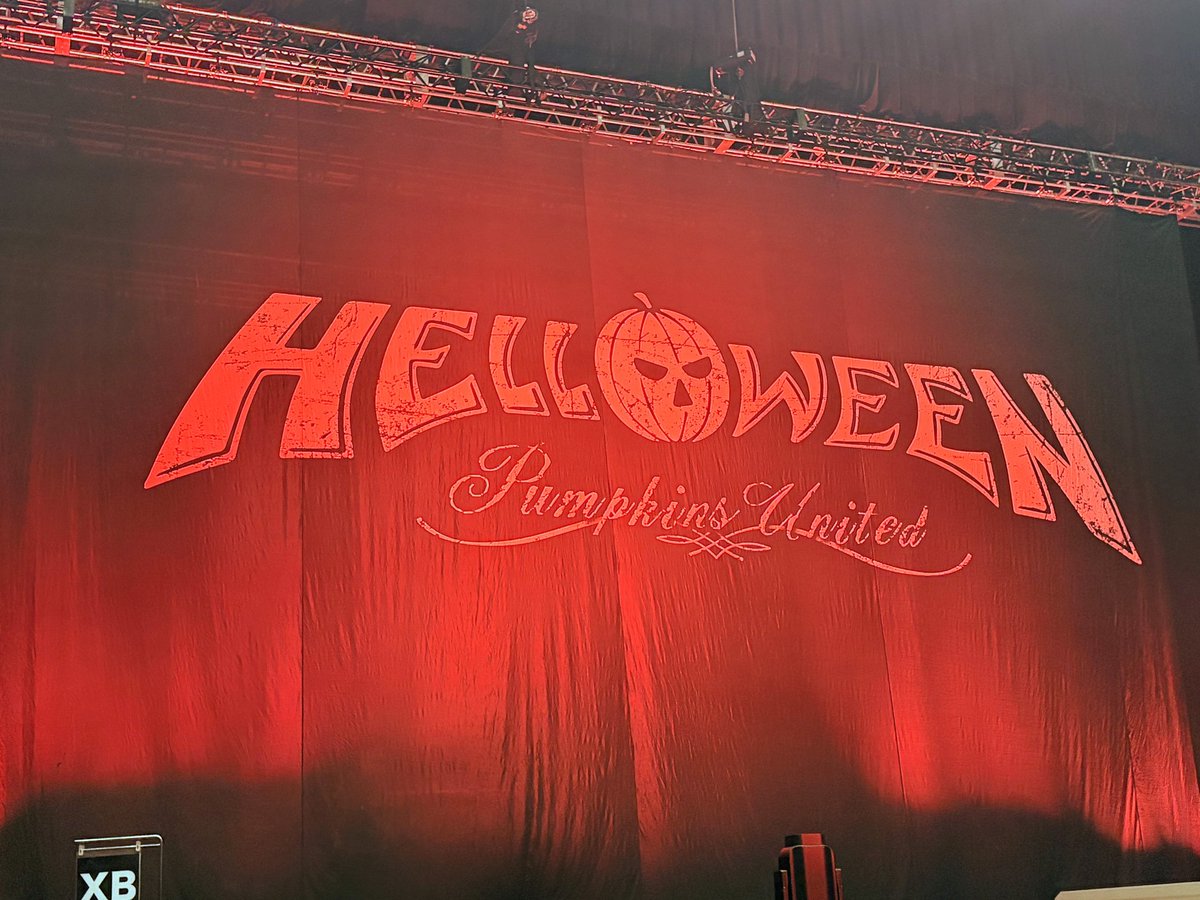 miduki153cms's tweet photo. 近い🎃

#Helloween https://t.co/lqQPdQRxPT