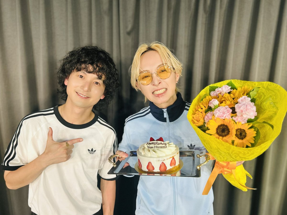 🌻新曲最速先行試聴会🌻

配信&amp;会場観覧でのご参加
ありがとうございました！

2nd EP『Blast』5/27(水)リリース！
ぜひ楽しみにお待ちください！

本日の配信アーカイブは5/16(土)まで！
チケットもまだご購入いただけます✨
eplus.jp/orjourney-blas…

廣澤さんの誕生日を一足早くお祝い🎉
5/16 HBD🎂