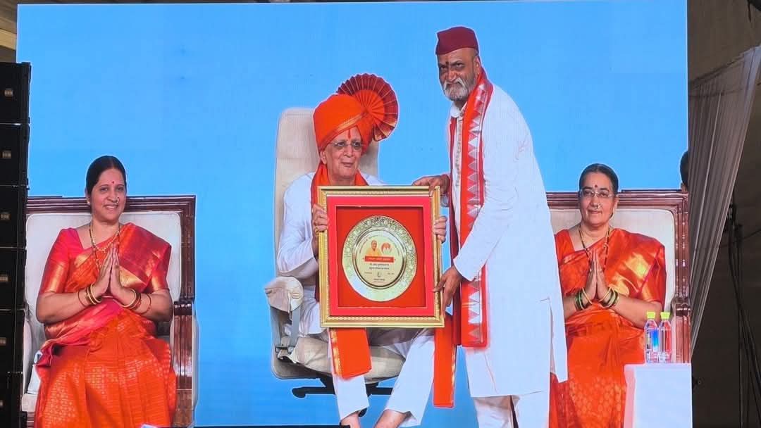 ಸಚ್ಚಿದಾನಂದ ಪರಬ್ರಹ್ಮ ಡಾ. ಜಯಂತ ಆಠವಲೆ ಅವರ ಜನ್ಮೋತ್ಸವದ ನಿಮಿತ್ತ ಅವರ ಚರಣಗಳಲ್ಲಿ ಕೋಟಿ ಕೋಟಿ ಕೃತಜ್ಞತೆಗಳು 
 सच्चिदानंद परब्रह्म डॉ. जयंत आठवले यांच्या जन्मोत्सवानिमित्त त्यांच्या चरणी कोटी कोटी कृतज्ञता !  #AutoleGuruji 
#SanatanRashtra #ShankhanadMahotsav
#SanatanDharma #PramodMutalik