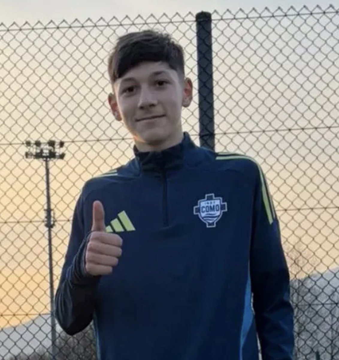 tommasocrisc's tweet photo. 🔜 #Sassuolo molto attivo sul mercato dei classe 2012. Dopo Biagio #Cimini della #RealCasarea i rinforzi dovrebbero essere il bomber Thomas #Bevilacqua della #VirtusFrancavilla, Nicolò #Bovo della #FoxesAlbanova e David #Moscatelli dalla #SalesianaVigor. https://t.co/NTWmuyNuRa
