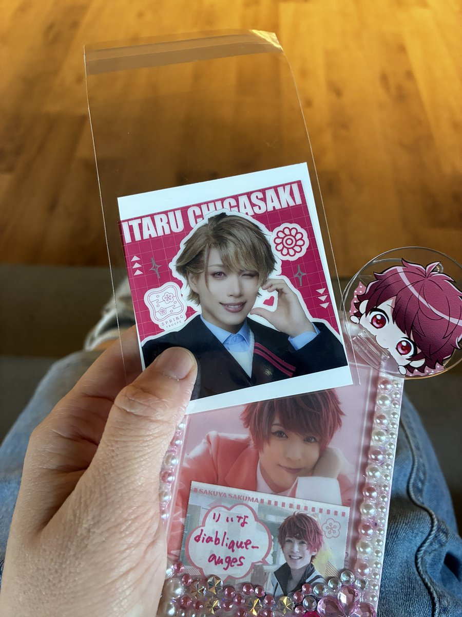 diablique_anges's tweet photo. @kanon_nonak1030 かのん様、初めまして。お声かけいただきありがとうございます。
こちらで間違いないでしょうか？よろしければぜひ交換お願いいたします https://t.co/7NAnxuE1jR