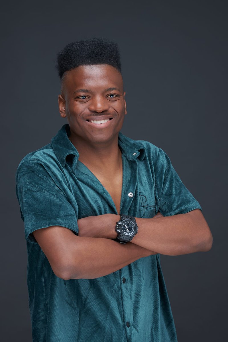 DkcSmith_sa's tweet photo. #arttalks #headshot https://t.co/ftJvUHJ0l6