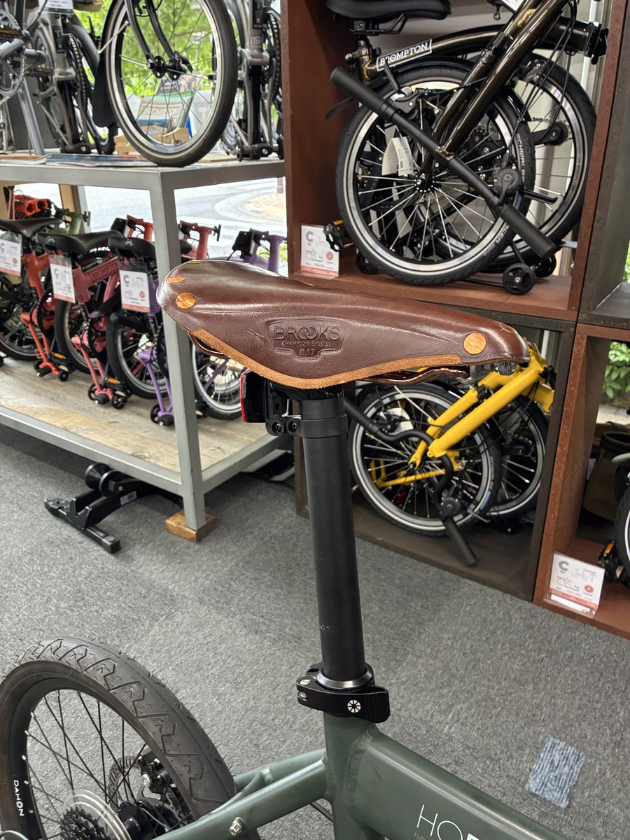 DAHON × BROOKS】 DAHON HORIZE DISCに、BROOKSのサドル＆グリップを
