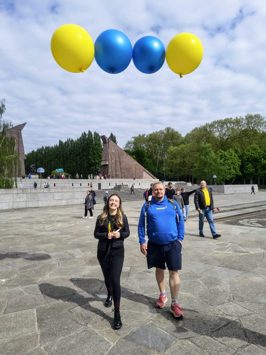 💙💛 Regina Laska tweet media
