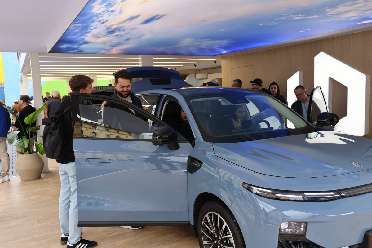 Voice of the People tweet media