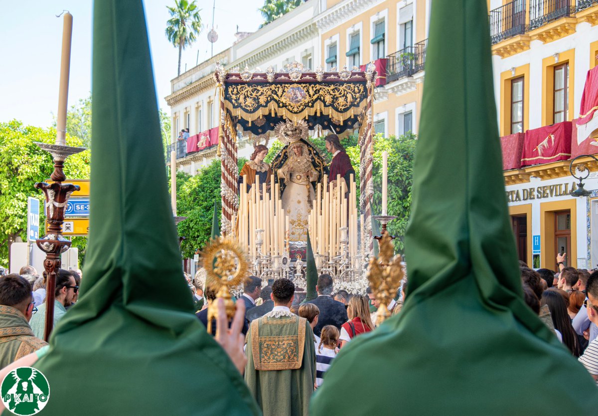 Pikaito3's tweet photo. 𝐒𝐨𝐥 𝐝𝐞𝐥 𝐏𝐥𝐚𝐧𝐭𝐢𝐧𝐚𝐫
@hdaddelsol 
@BM_F_Guerrero 

#SSantaSevilla26 #Sevilla #ElSol #VirgendelSol #SabadoSanto #pikaito3 https://t.co/mnSKBAsd53