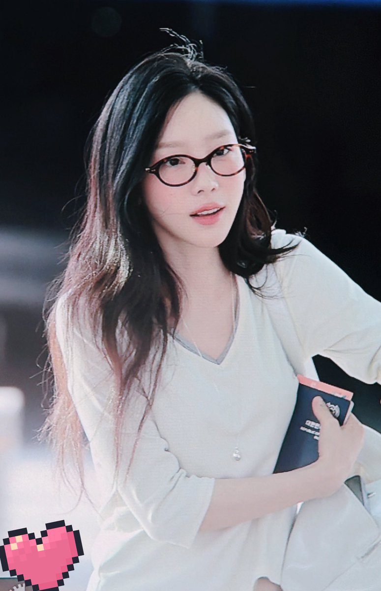 KioTaeyeon's tweet photo. 20260509 ICN✈️ Preview

#TAEYEON #태연 https://t.co/7RvpjHGNbf