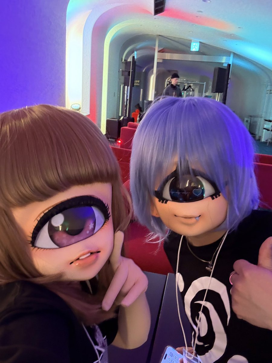 ozawa_dango's tweet photo. スプライトくん( @twinkle_sprite )とチルルーム行ってきた！ https://t.co/UIzeqDtuSW