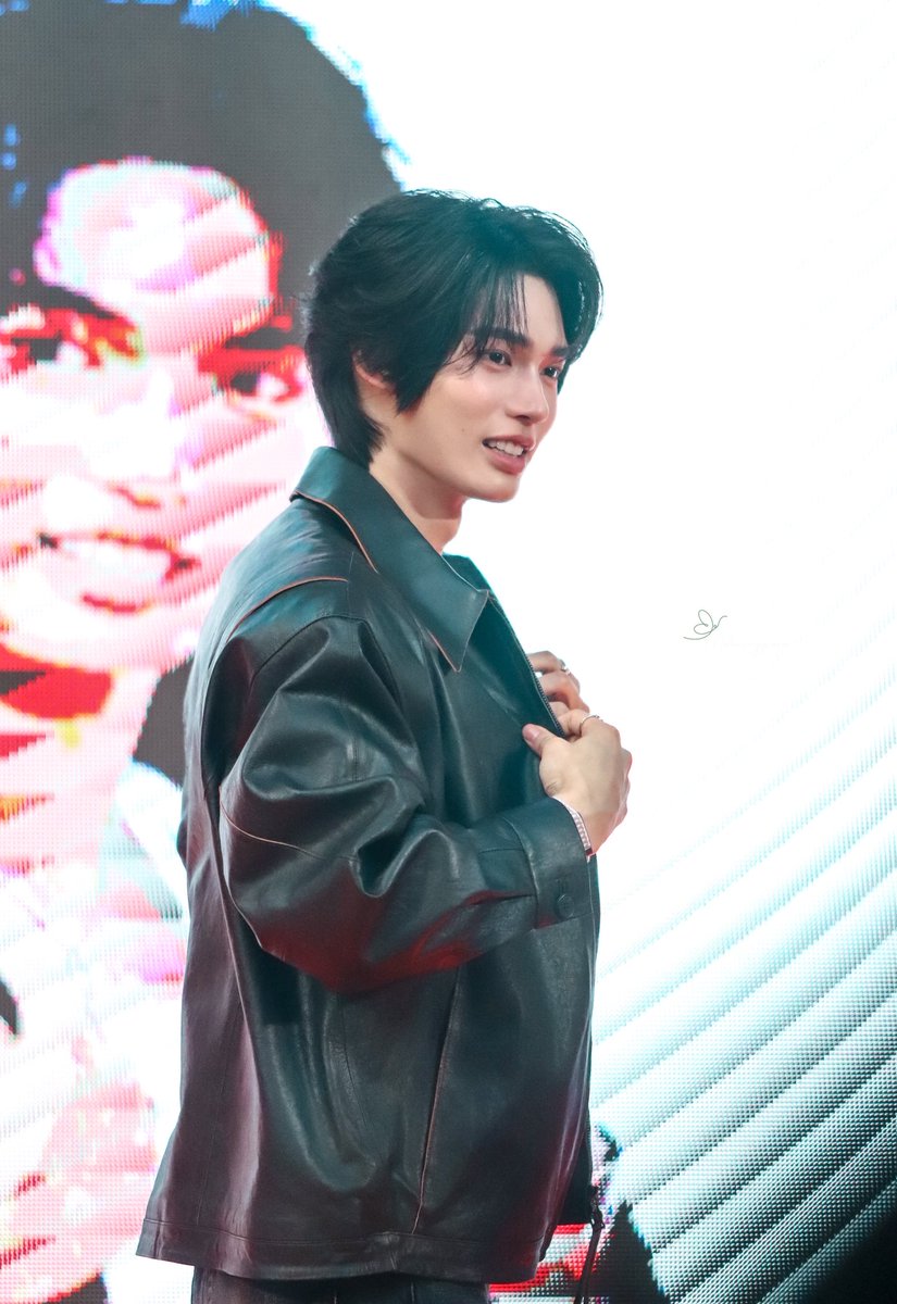 มป☀️🐰🌈🤍💚ilysm lil bro tweet media