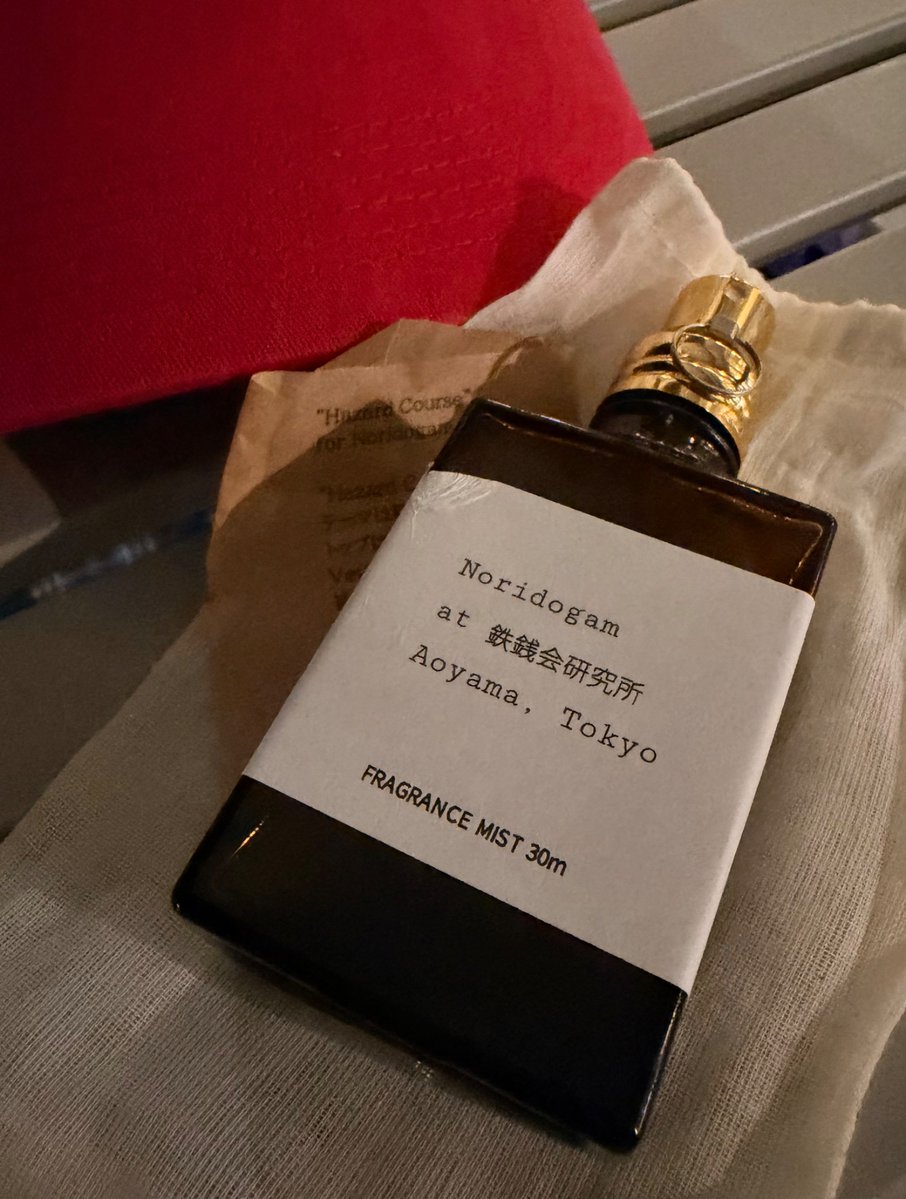これが売れたら別のやつ買いたいんです、、 買ってしまいました…物販の代わりに…