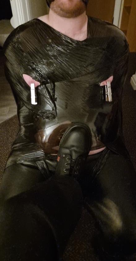 BigSecretSub's tweet photo. What are you going to do with me like this? 😘#gaykink https://t.co/mNAENWn5vg