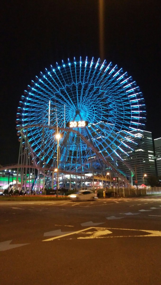 kenbo4337's tweet photo. 久しぶりの横浜
いつ来ても良い場所だ
中華街で食べ歩き
ビールがすすむ🍺 https://t.co/HKFup1ETVi