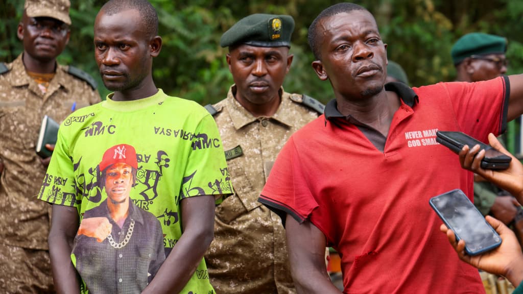 ugwildlife's tweet photo. UPDATE:
Two suspects  caught cutting trees and burning charcoal have been arrested on the first day of the UWA's takeover of the management of #BugomaForest.

UWA rangers also impounded a truck loaded with charcoal as authorities intensified enforcement operations. https://t.co/wZ3KTtqBte